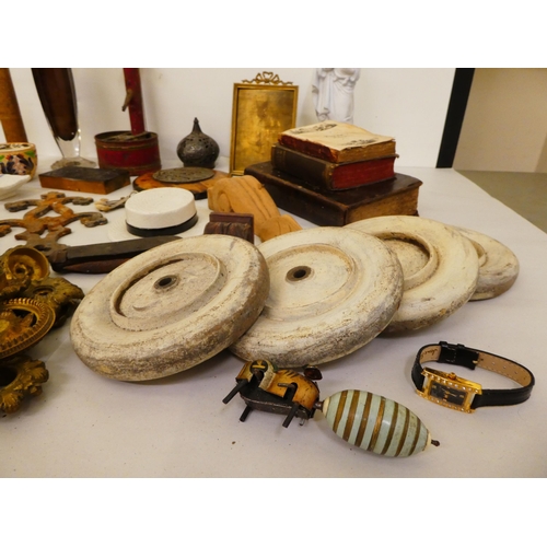 152 - Miscellaneous collectables: to include a set of four turned wooden wheels&nbsp; 4.5