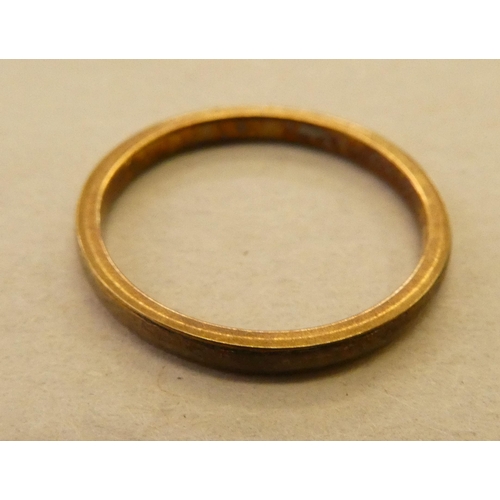 150 - A 22ct gold wedding ring