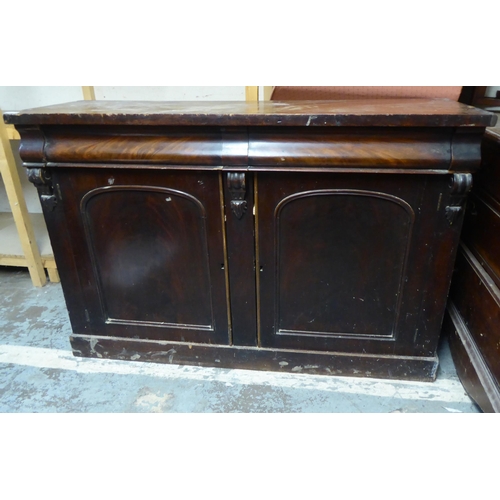 332 - A late Victorian mahogany veneered chiffonier with two frieze drawers, over two arched panel doors, ... 