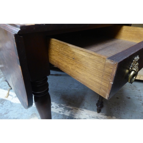 337 - A 19thC crossbanded rosewood and mahogany Pembroke table, raised on turned, tapered legs and casters... 