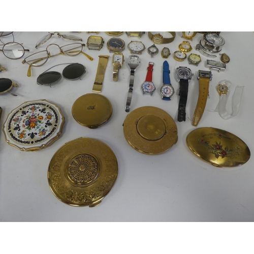 37 - Collectables: to include powder compacts; cigarette cases; and rolled gold framed spectacles