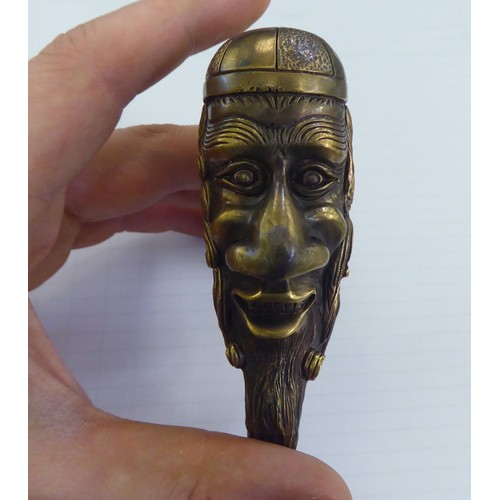 83 - A Victorian style cast brass walking cane handle, fashioned as a rabbi's head