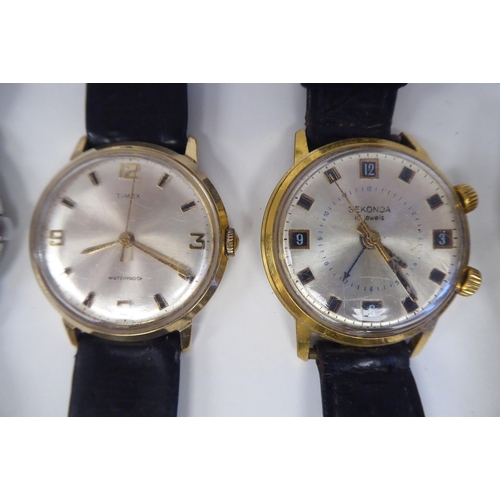 82 - Variously cased and strapped manual wristwatches