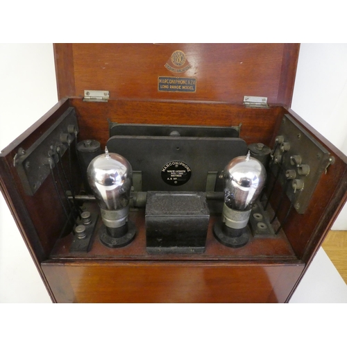 117 - A vintage, circa 1922 Marconi V-2 long range radio receiver with two valves, range blocks and regene... 