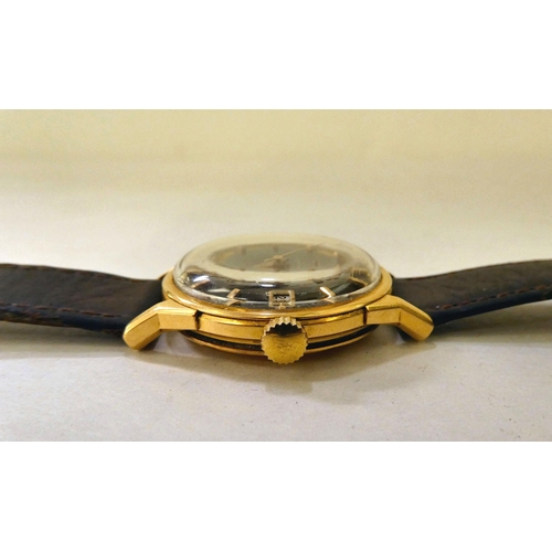 332 - An Omega Constellation, 18ct gold cased, automatic chronometer wristwatch, the movement with sweepin... 