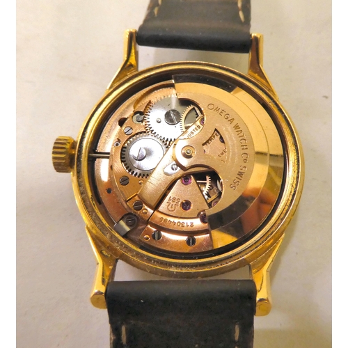 332 - An Omega Constellation, 18ct gold cased, automatic chronometer wristwatch, the movement with sweepin... 