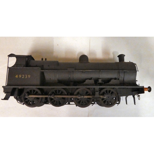 148 - A Roxey Mouldings diecast '0' gauge model 0-8-0 locomotive and tender