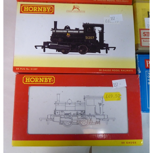 157 - '00' gauge model railway accessories: to include a Hornby 0-6-0 Peckett B2 Sherwood Colliery No.4 lo... 