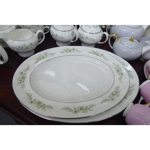 353 - A Wedgwood bone china Westbury and other patterned tableware