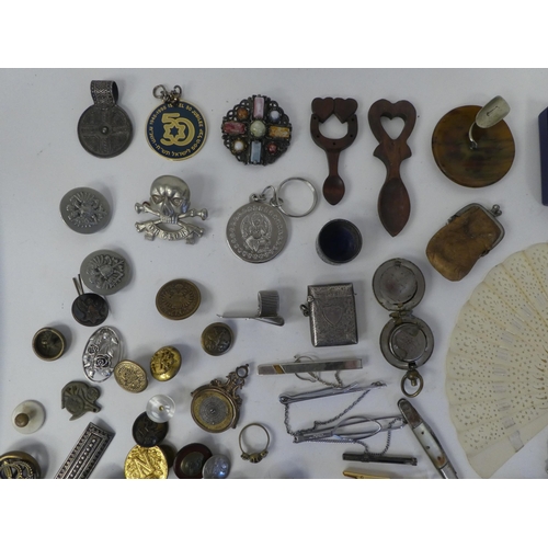 3 - Collectables and items of personal ornament: to include tie clips; a vesta; a Celtic themed brooch; ... 