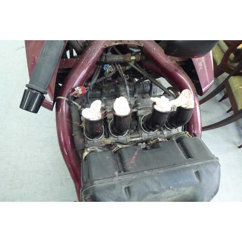 79 - A 'barn find' 1999 Yamaha 900 motorcycle in maroon livery, 892cc 4 cylinder, petrol (partly dismantl... 