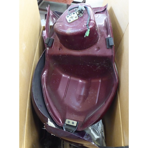 79 - A 'barn find' 1999 Yamaha 900 motorcycle in maroon livery, 892cc 4 cylinder, petrol (partly dismantl... 