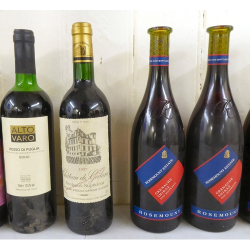 18 - Wines: to include a bottle of 1998 Chateauneuf-Du-Pape