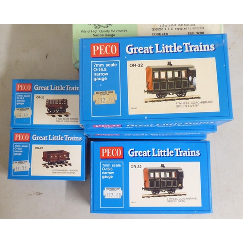 254 - 0 gauge and 7mm scale model railway accessories: to include a Wrightlines 40HP Fowler-Marshall 4wD; ... 