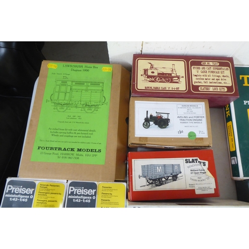 259 - 0 gauge and 7mm scale model railway accessories: to include a LNER Y6 Tram Loco by Connoisseur Model... 