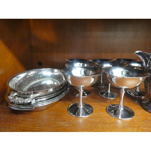 281 - Silver plate and EPNS: to include tureens; and toastracks