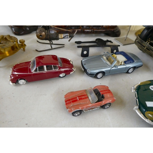 37 - A mixed lot: to include a painted metal model of a classic car  13