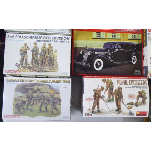 43 - 1/35 scale model kits: to include a Chevrolet 15CWT by Italeri; and a Mk.III Valentine II by Mini Ar... 