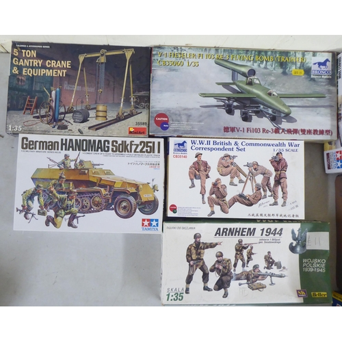 48 - 1/35 scale model kits: to include British Tank Destroyer Achilles by Academy; and US Modern Army Inf... 