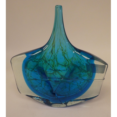 40 - A 1977 Mdina tinted blue and randomly streaky turquoise coloured axe head glass vase  9