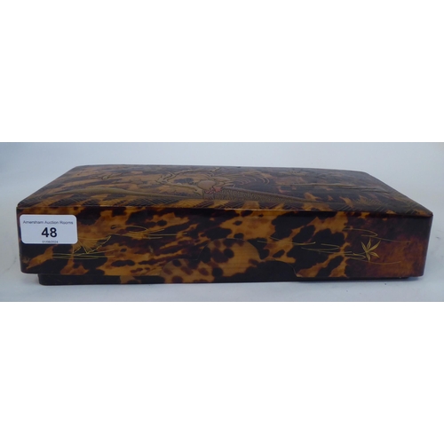 48 - An early 20thC Japanese lacquered, gilded and part tortoiseshell clad gaming box, enclosing four rem... 