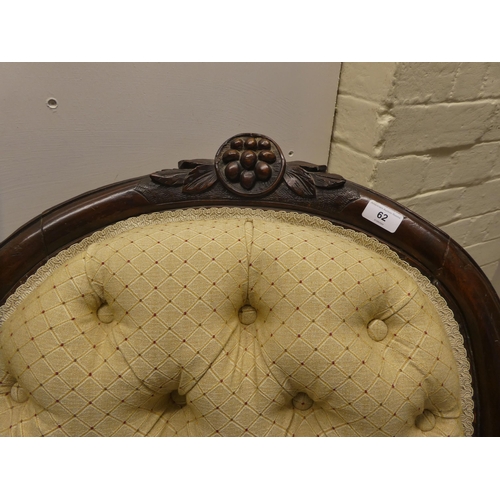 62 - A late Victorian walnut framed chaise longue, button upholstered in beige fabric, raised on cabriole... 