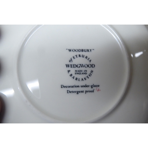 296 - Wedgwood china Woodbury pattern teaware