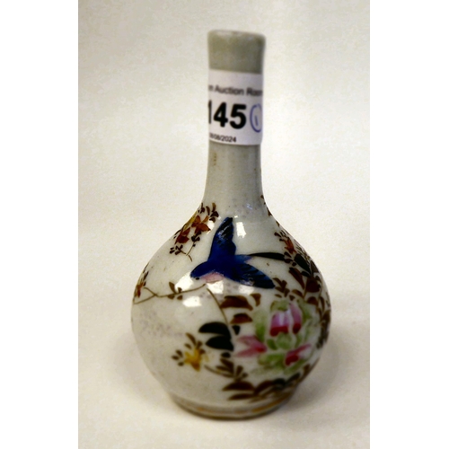 145 - A circa 1910/1920 Chinese porcelain vase, decorated with a bird amongst flora  5