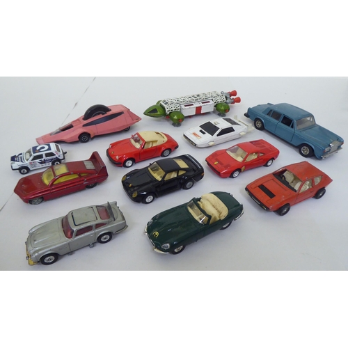 150 - Plastic and diecast model vehicles with examples by Burago, Corgi and others, featuring a James Bond... 