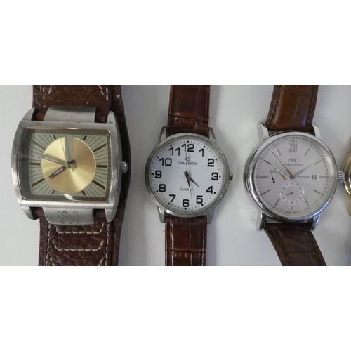 332 - Variously cased and strapped wristwatches 