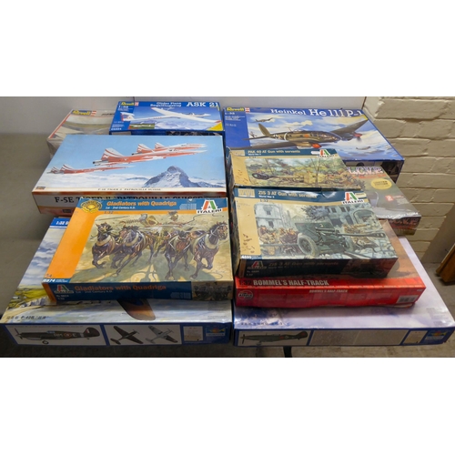 46 - 1/32 scale model kits: to include a Revell ASK 21 Glider Plane; and a PAK 40 AT Gun with servants by... 