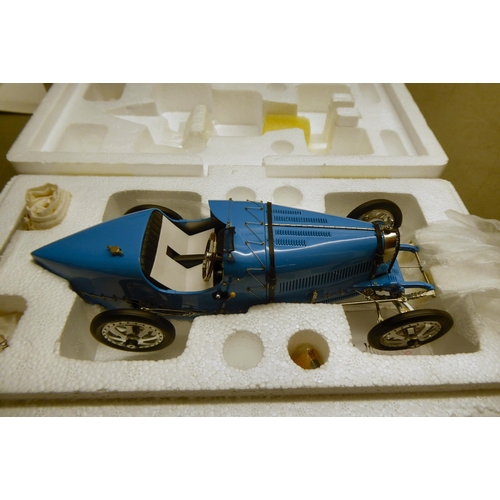 71 - A CMC Exclusive Modelle 1/18 scale, diecast model of a Bugatti Type 35 Grand Prix (1924)  boxed