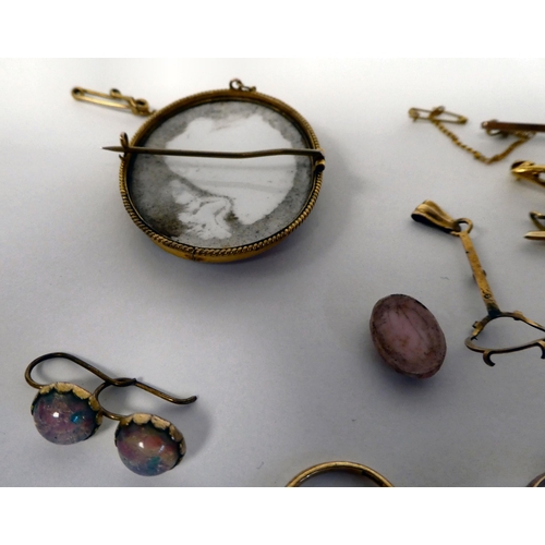 72 - Gold coloured metal items of personal ornament: to include a 15ct pin brooch, set with an opal ... 