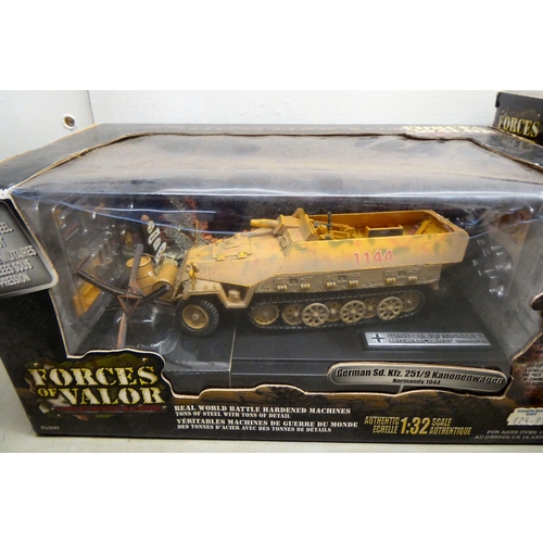 79 - Forces of Valor 1/32 scale, diecast vehicles: to include a US Amphibian GPA; and a UK Challenger II&... 