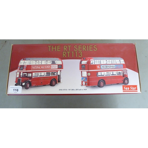 116 - A Sun Star RT Series RT113 1/24 scale model, diecast replica of a 1939 London Bus  boxed