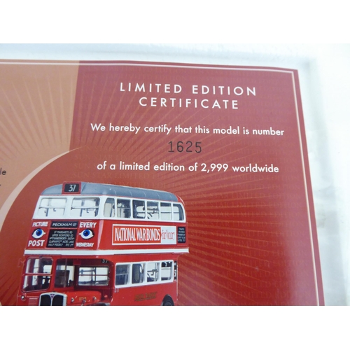 116 - A Sun Star RT Series RT113 1/24 scale model, diecast replica of a 1939 London Bus  boxed