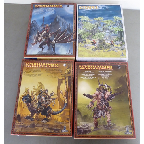 127 - Games Workshop model kits: to include an Imperial Guard Chimera; and a Vampire Lord on Zombie Dragon... 