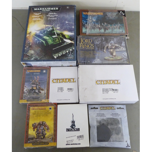 127 - Games Workshop model kits: to include an Imperial Guard Chimera; and a Vampire Lord on Zombie Dragon... 