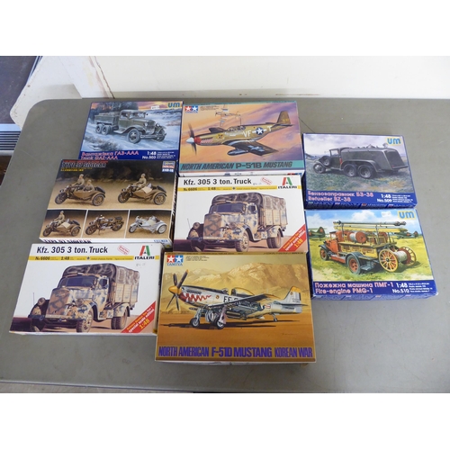 141 - 1/48 scale model kits: to include by Revell, a 223 Flamingo; and a German Heavy Tractor SS-100 by Ta... 