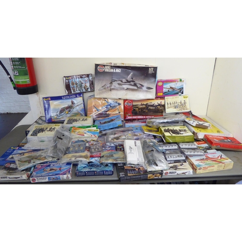 151 - 1/72 scale model kits: to include by Roden, a Staaken R.VI; and a Fairey Seafox by Matchbox  (c... 