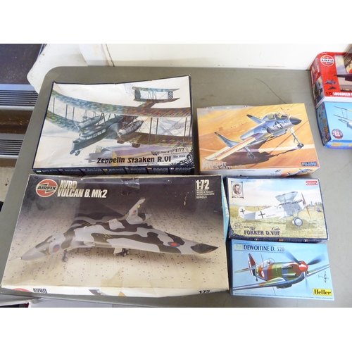 151 - 1/72 scale model kits: to include by Roden, a Staaken R.VI; and a Fairey Seafox by Matchbox  (c... 