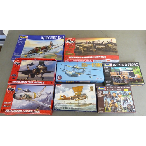 151 - 1/72 scale model kits: to include by Roden, a Staaken R.VI; and a Fairey Seafox by Matchbox  (c... 