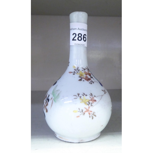 286 - A circa 1910/1920 Chinese porcelain vase, decorated with a bird amongst flora  5