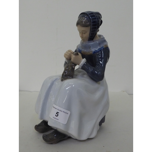 5 - A Royal Copenhagen porcelain figure, a woman knitting  No.1317  7