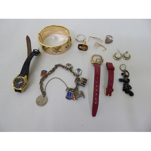 62 - Items of personal ornament: to include a silver mounted, glass scent bottle; and ladies modern wrist... 