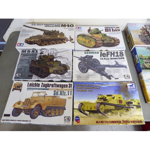 87 - 1/35 scale model kits: to include by Tamiya, a US Self-Propelled 155mm Gun; and a M5A1 Stuart Light ... 