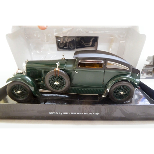 122 - Minichamps diecast model vehicles: to include a Bentley 6.5 litre Blue Train Special 1930; and an Al... 