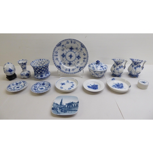 146 - Royal Copenhagen porcelain: to include a cream jug  No.1031