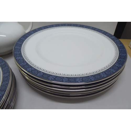 15 - A Royal Doulton china Sherbrook pattern dinner service