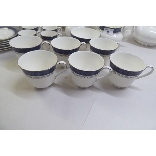 15 - A Royal Doulton china Sherbrook pattern dinner service